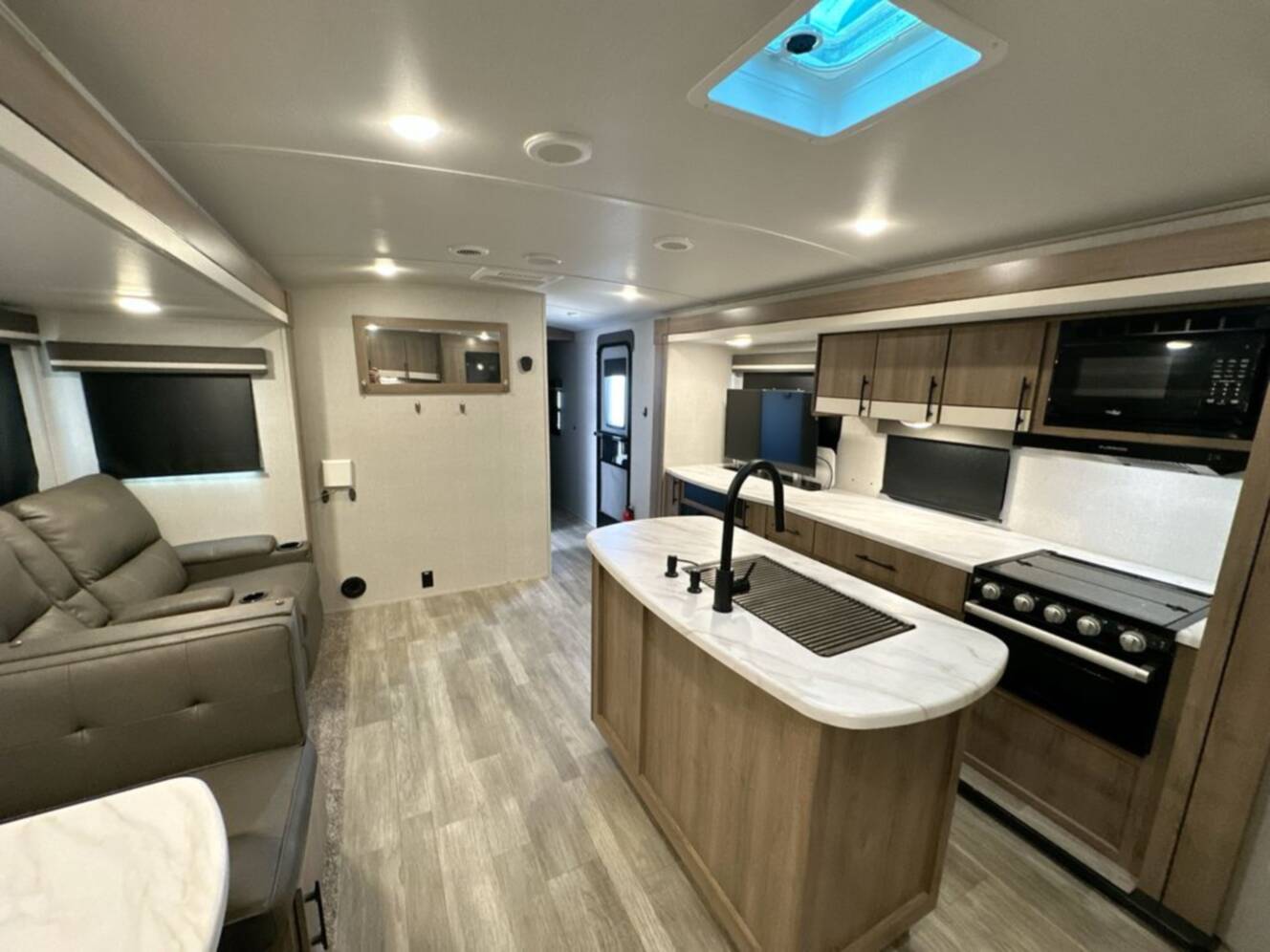 A photo of this 2023 Grand Design Imagine 2670MK