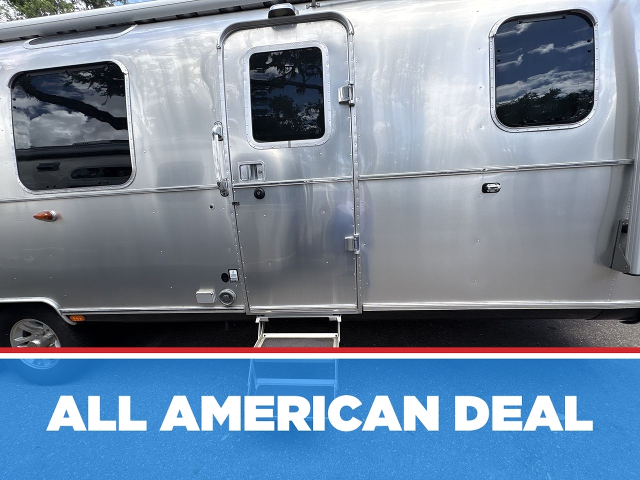2024 Airstream Classic 33FBQ RV