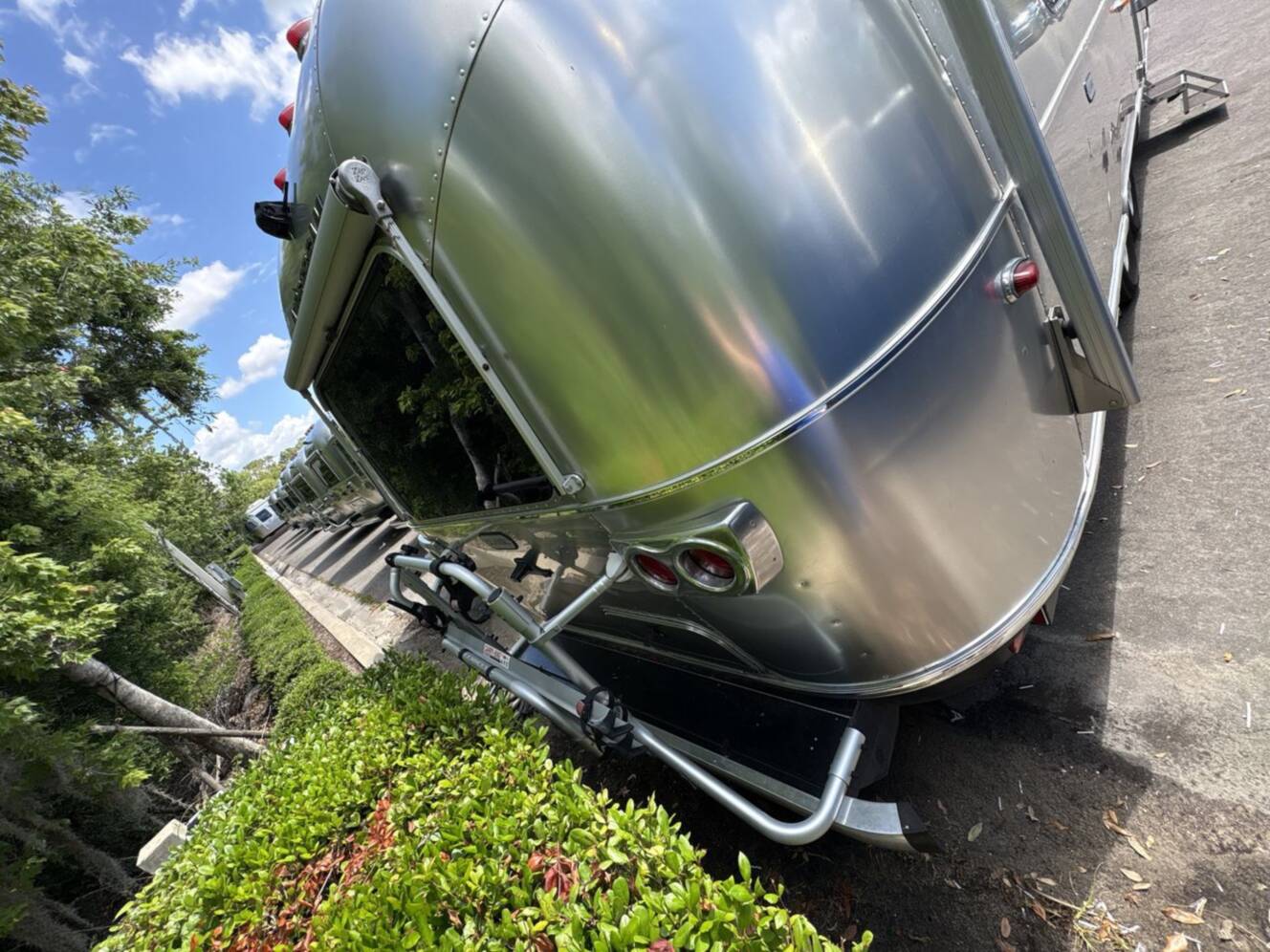 A photo of this 2020 Airstream Classic 33FBQ