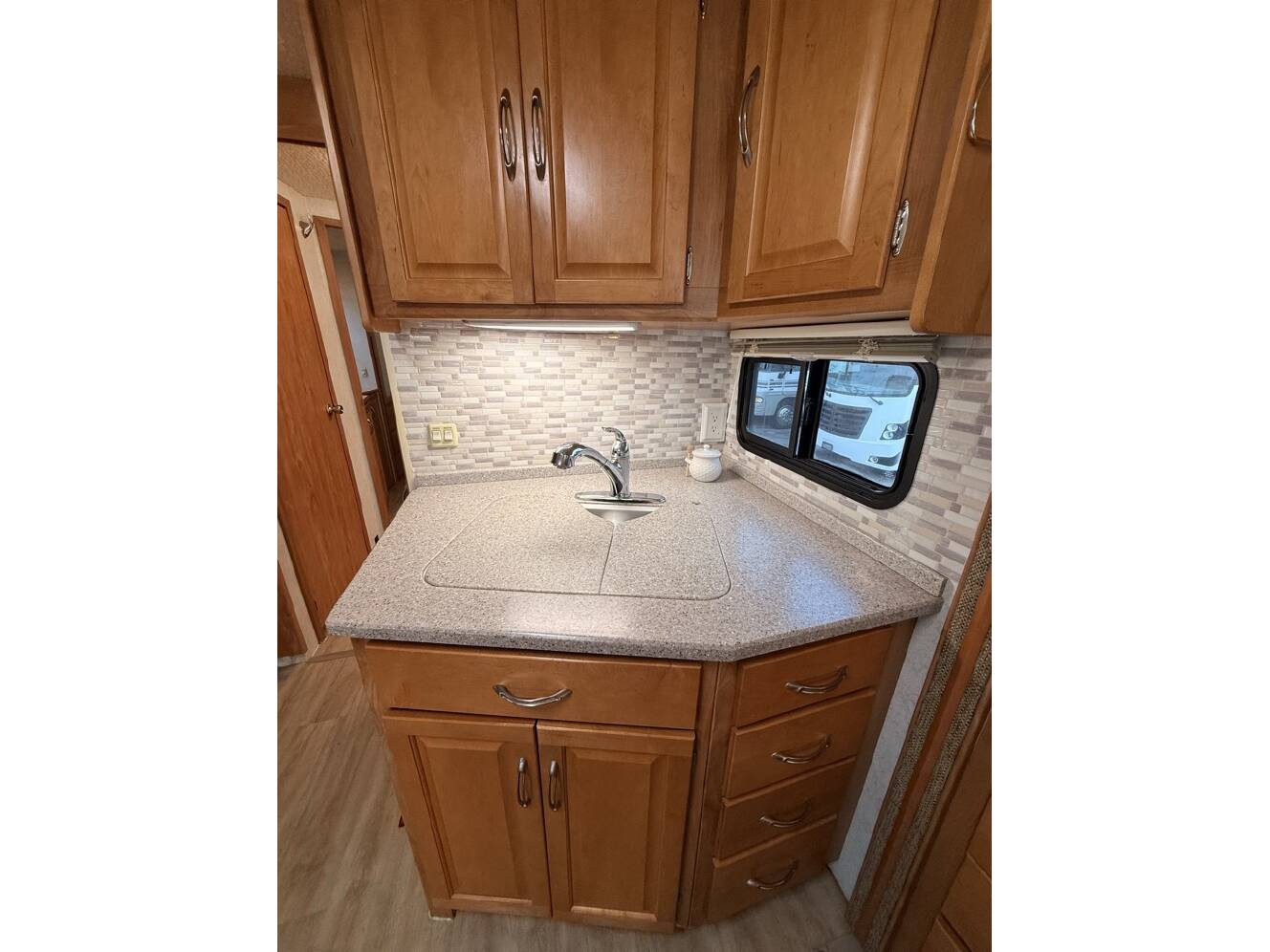 A photo of this 2005 Itasca SUNCRUISER 38J