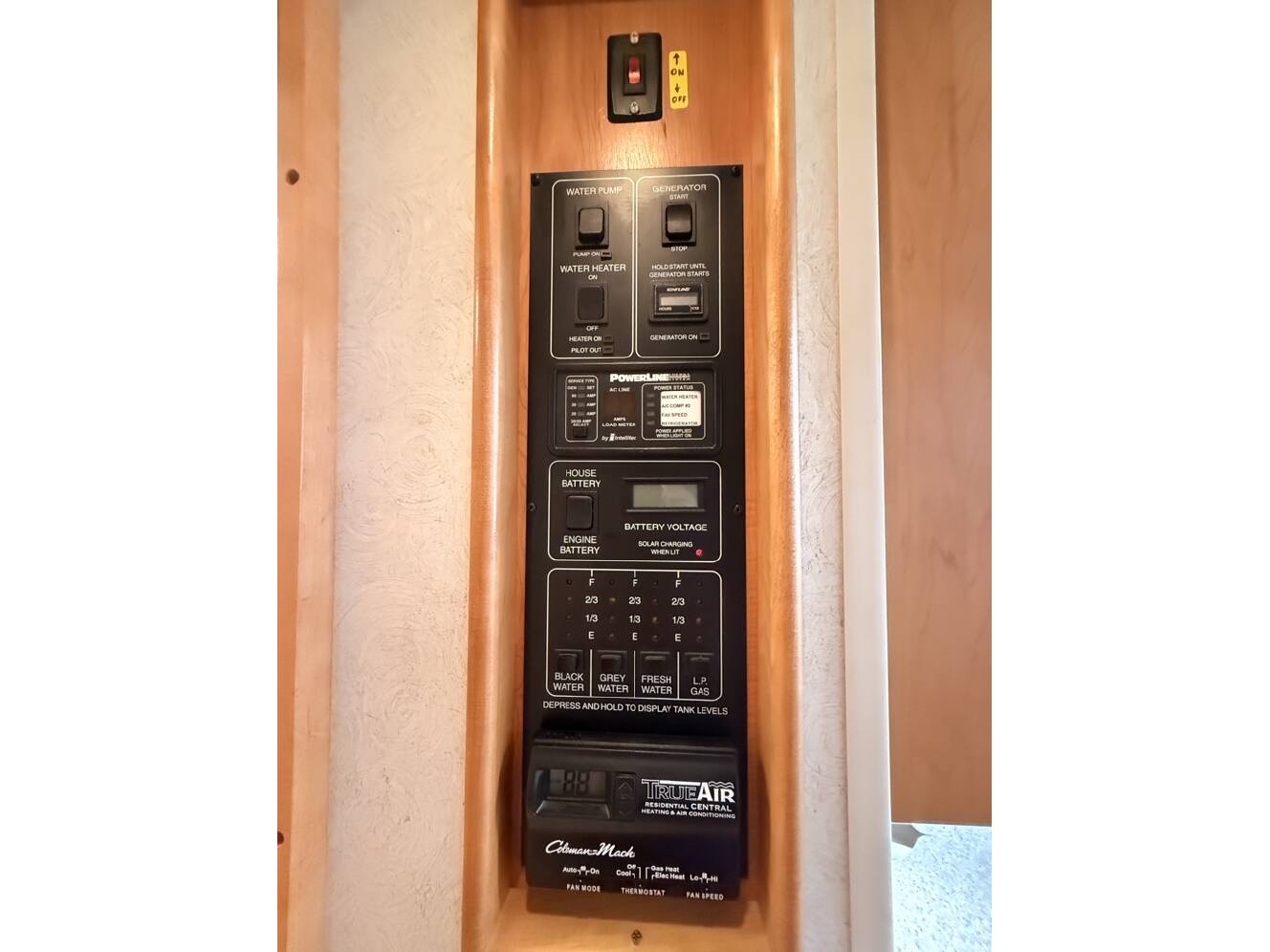 A photo of this 2005 Itasca SUNCRUISER 38J