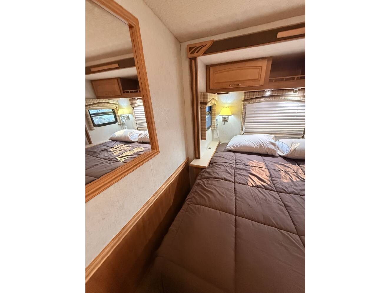 A photo of this 2005 Itasca SUNCRUISER 38J