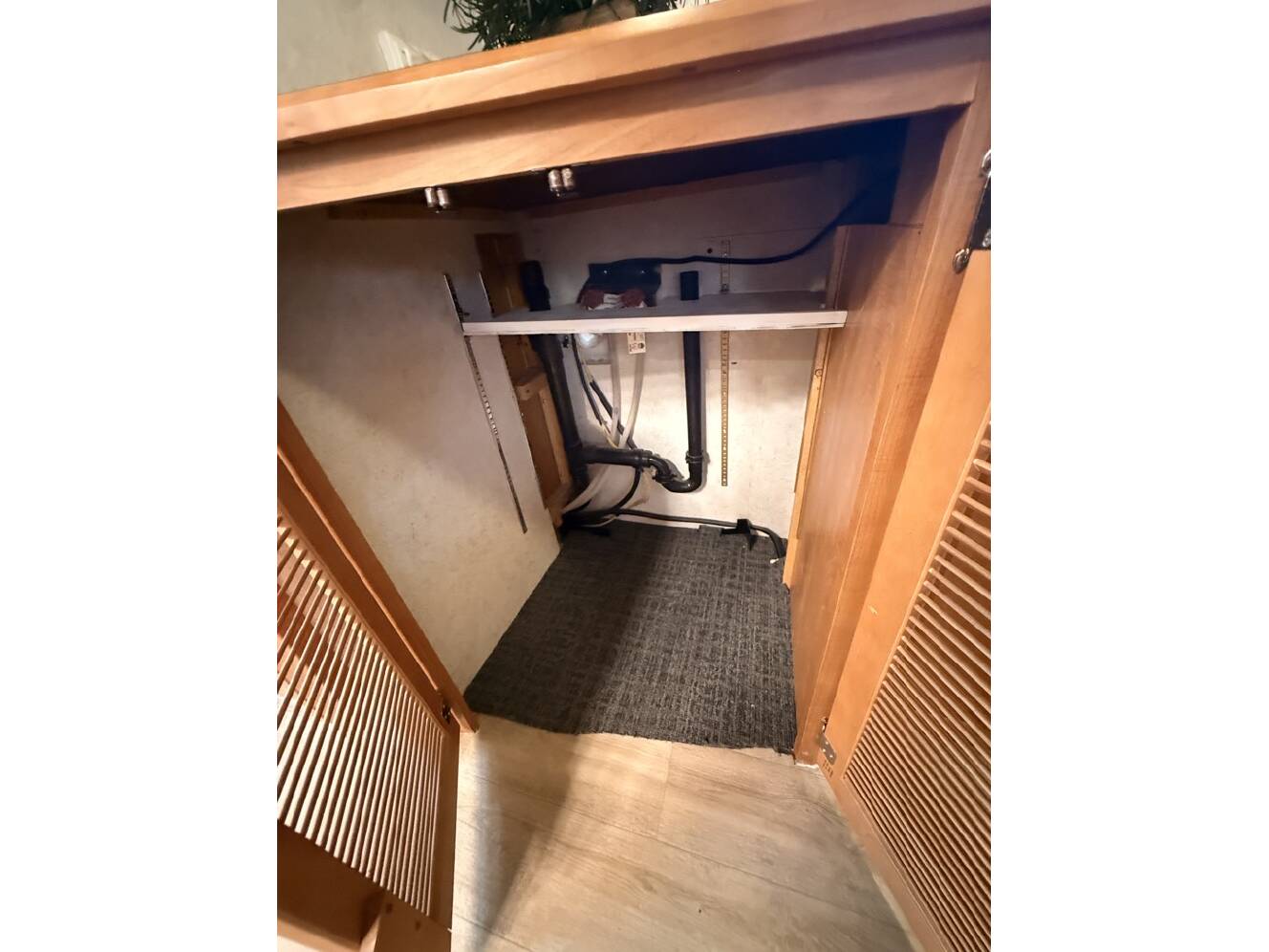 A photo of this 2005 Itasca SUNCRUISER 38J