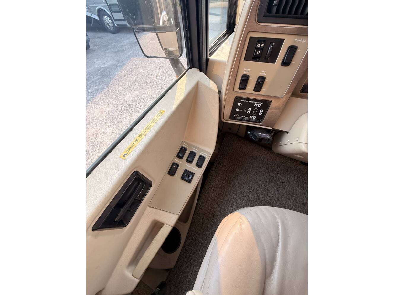 A photo of this 2005 Itasca SUNCRUISER 38J