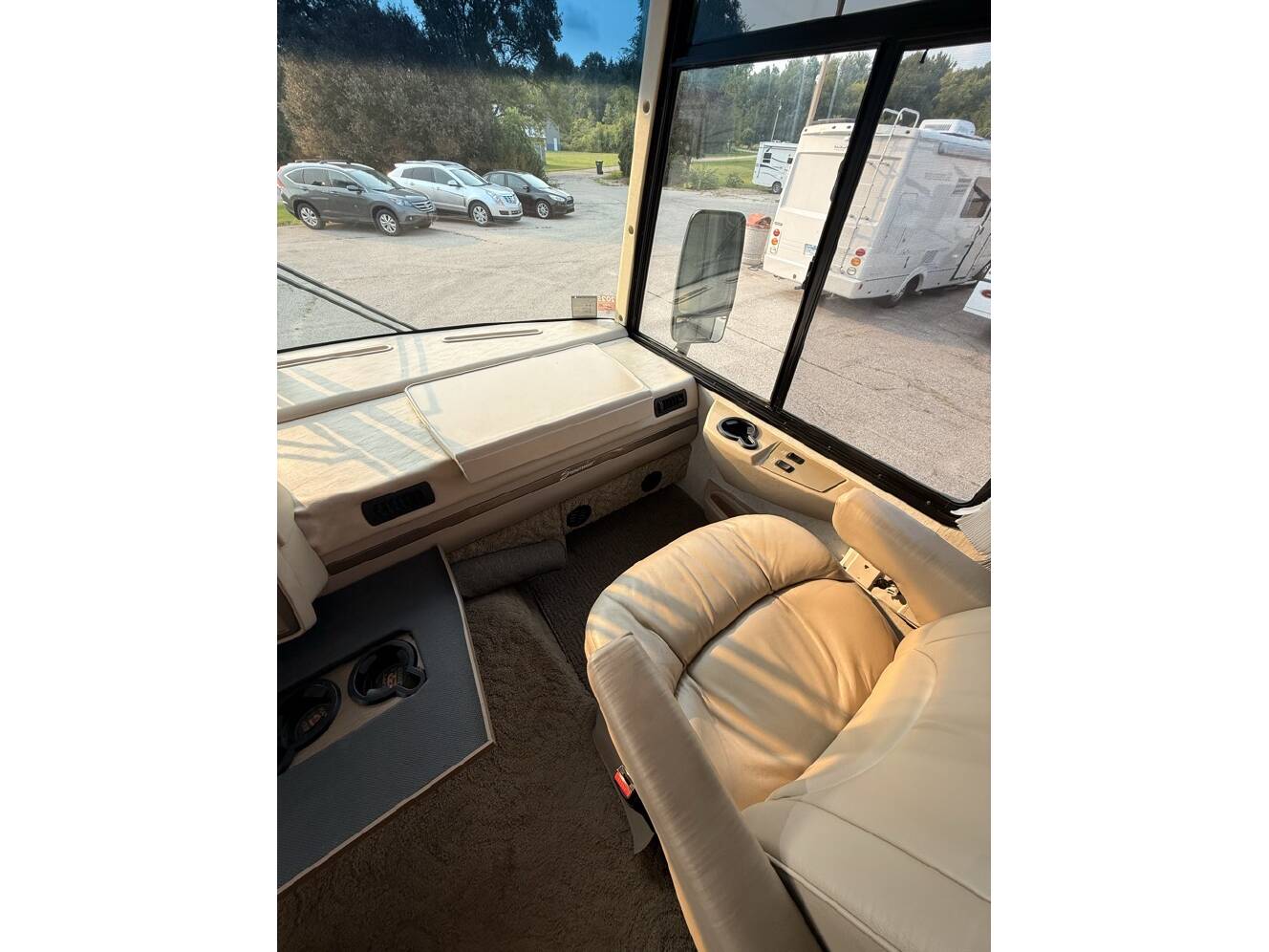 A photo of this 2005 Itasca SUNCRUISER 38J