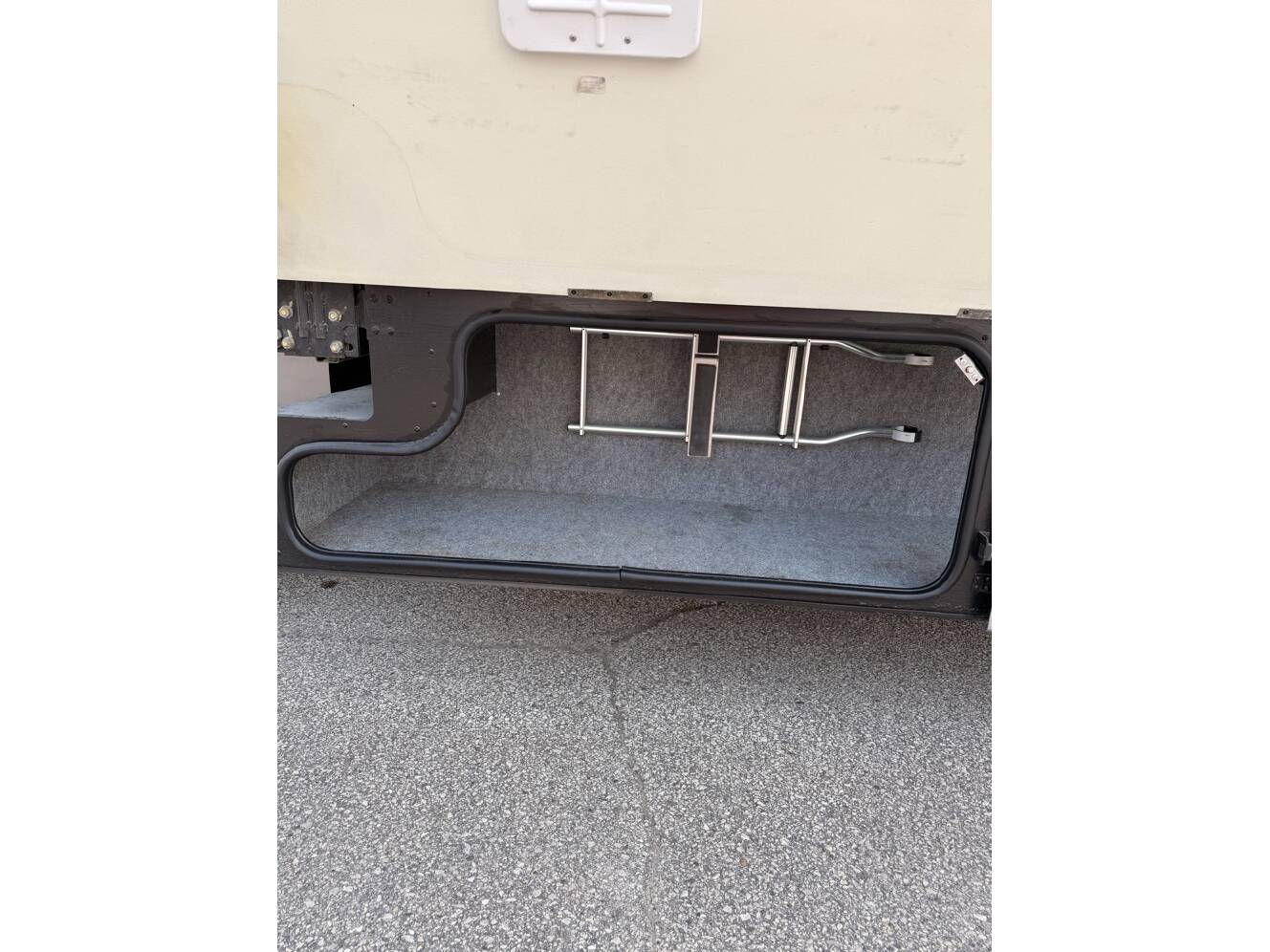 A photo of this 2005 Itasca SUNCRUISER 38J