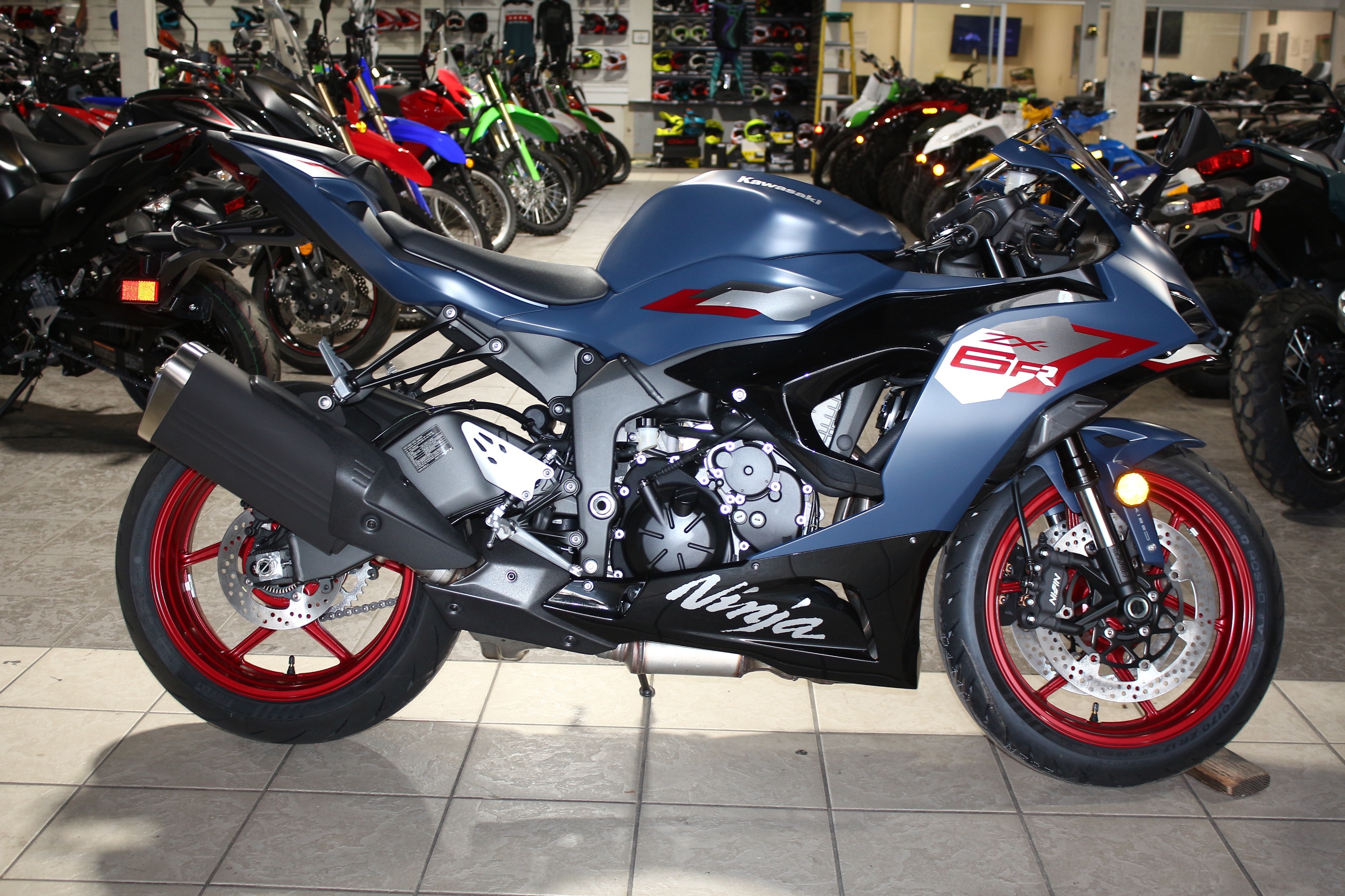 New 2027 Kawasaki Ninja® ZX™-6R Abs For Sale in Salinas, CA