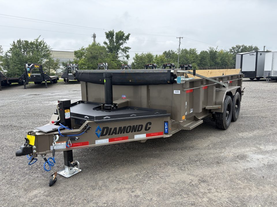 2027 DIAMOND C LPT207L14X82 in Woodburn, IN