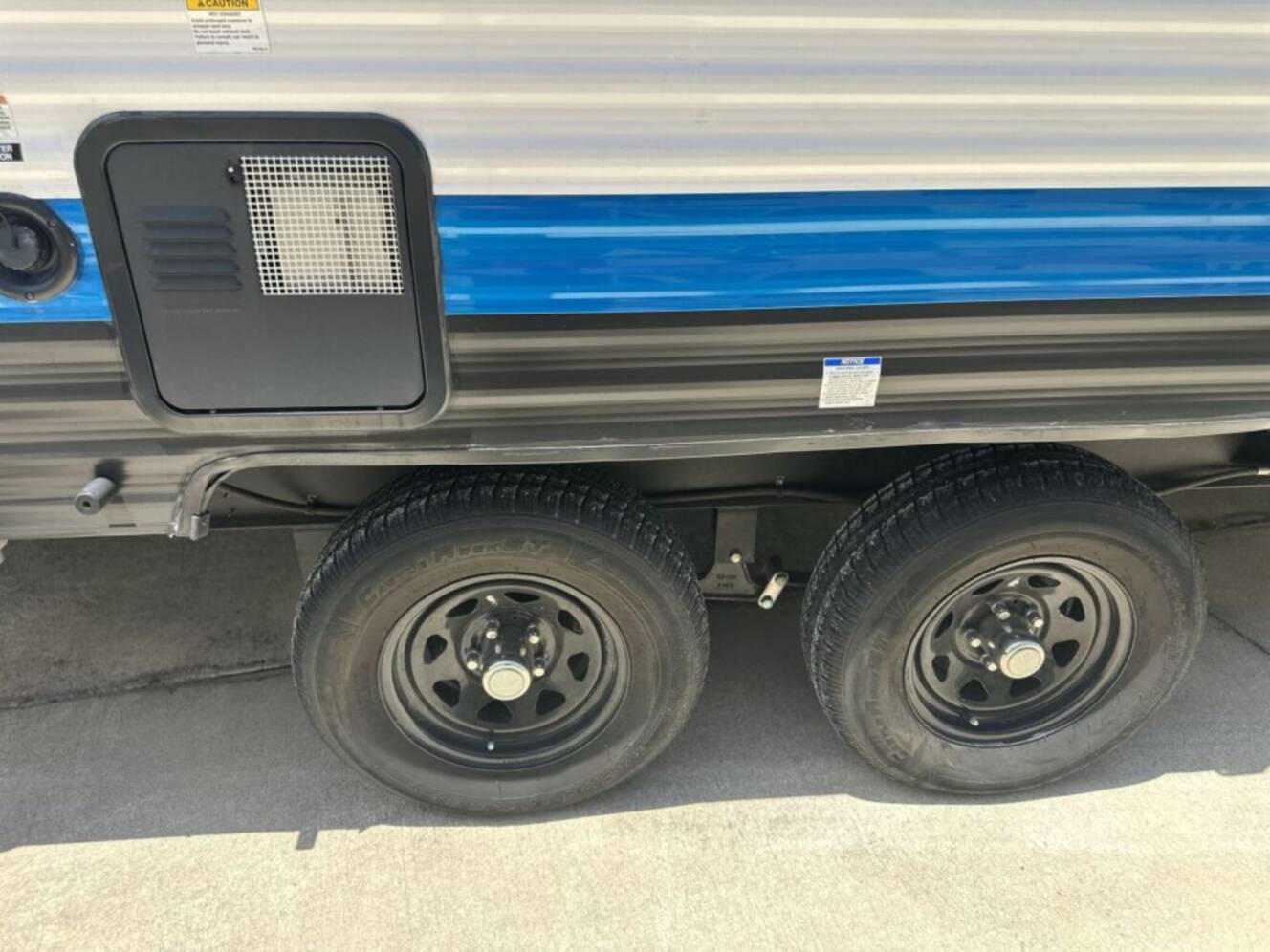 A photo of this 2023 Forest River Salem Cruise Lite 24RLXL