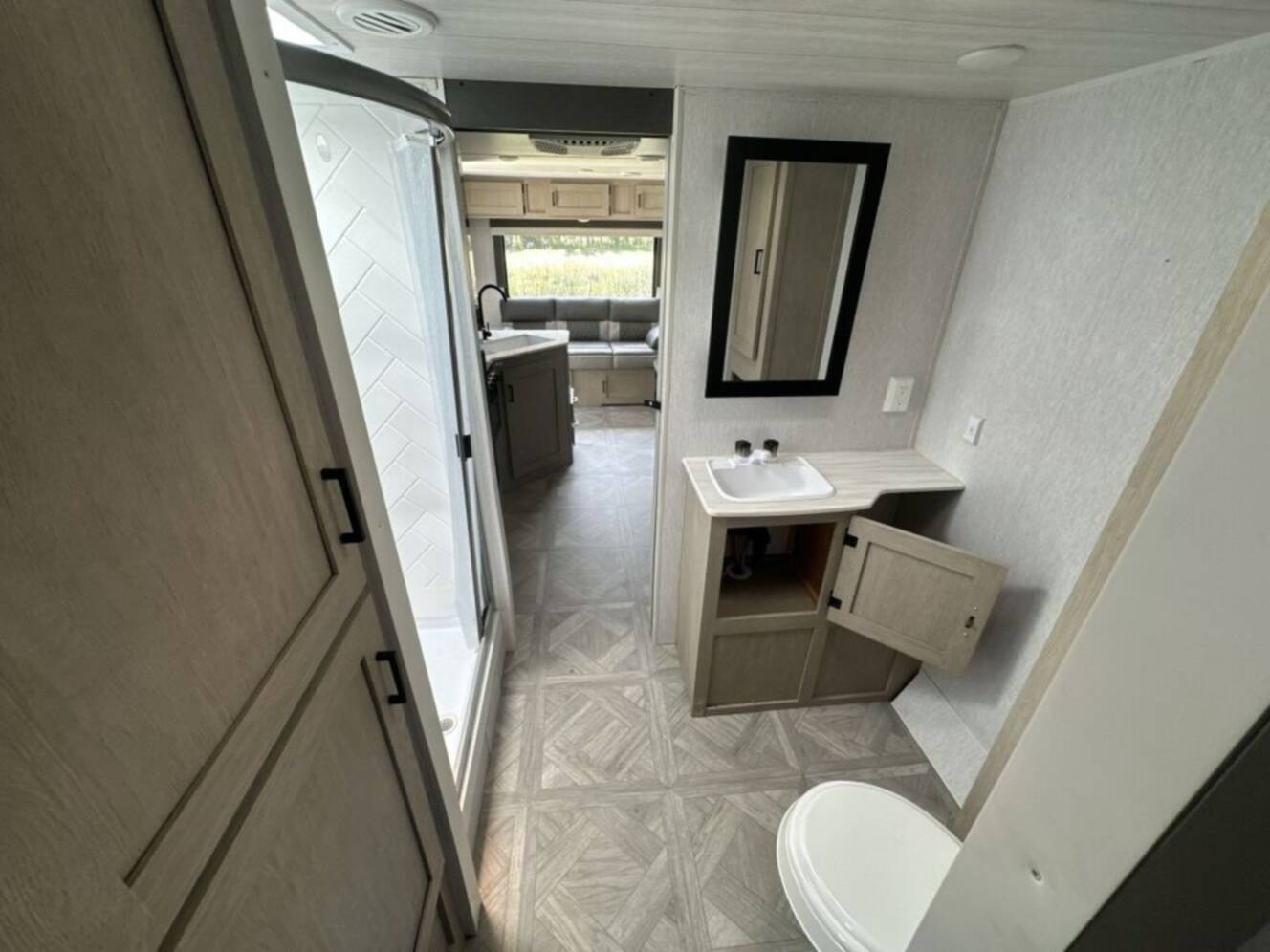 A photo of this 2023 Forest River Salem Cruise Lite 24RLXL