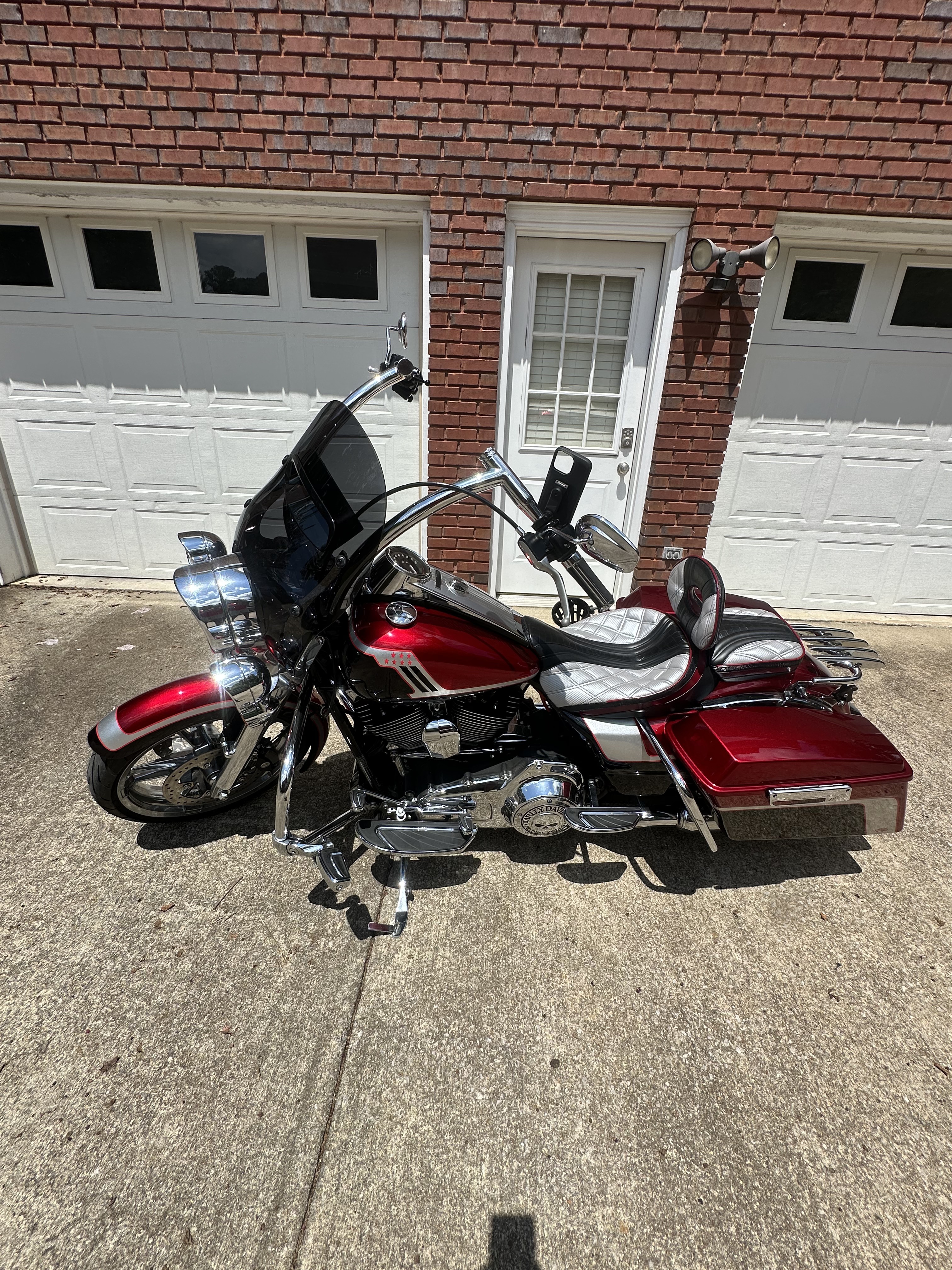 2013 Harley-Davidson ROAD KING CUSTOM CUSTOM in Trussville, AL