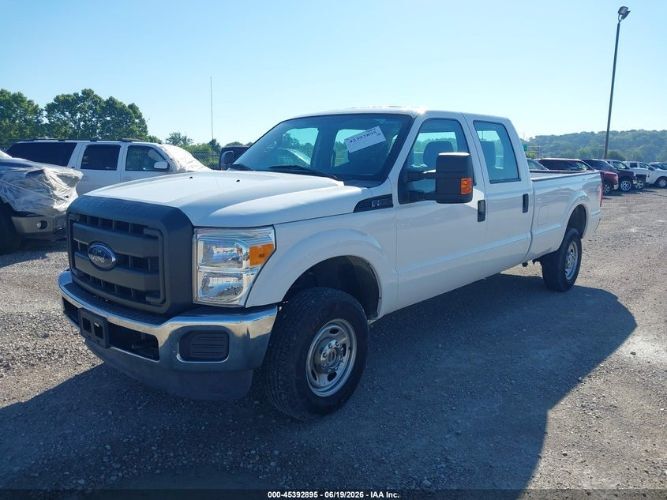2016 FORD F350 in Springfield, MO