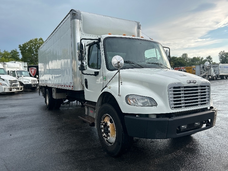 2020 FREIGHTLINER BUSINESS CLASS M2 106 in Obetz, OH