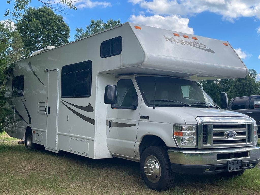 2019 Thor Motor Coach Majestic 28A in grass lake MI