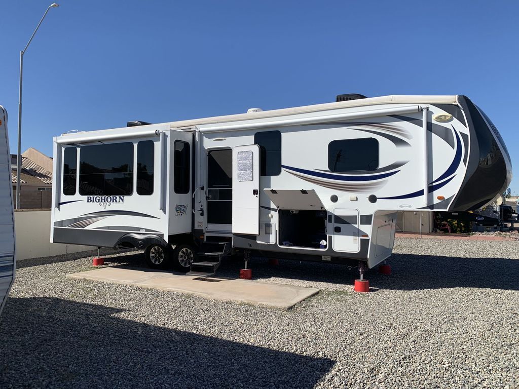 2015 Heartland Bighorn 3160EL in yuma AZ