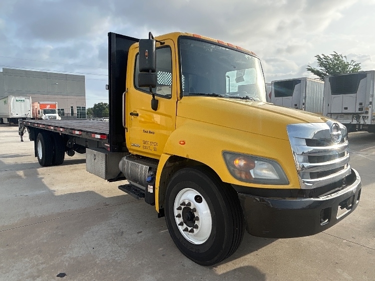 2019 HINO 268 in Bowling Green, KY