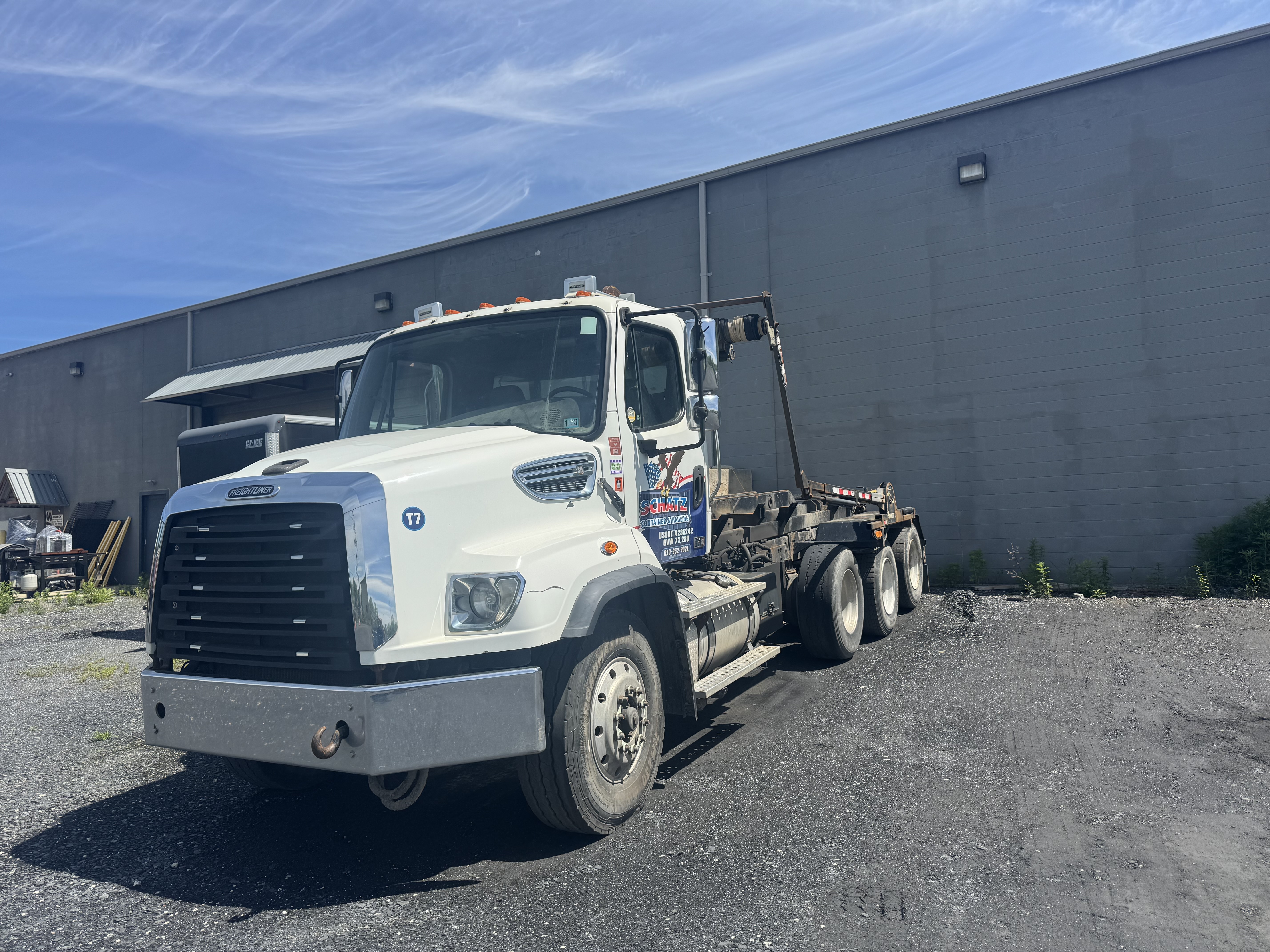 2013 FREIGHTLINER 114 SD in Bath, PA