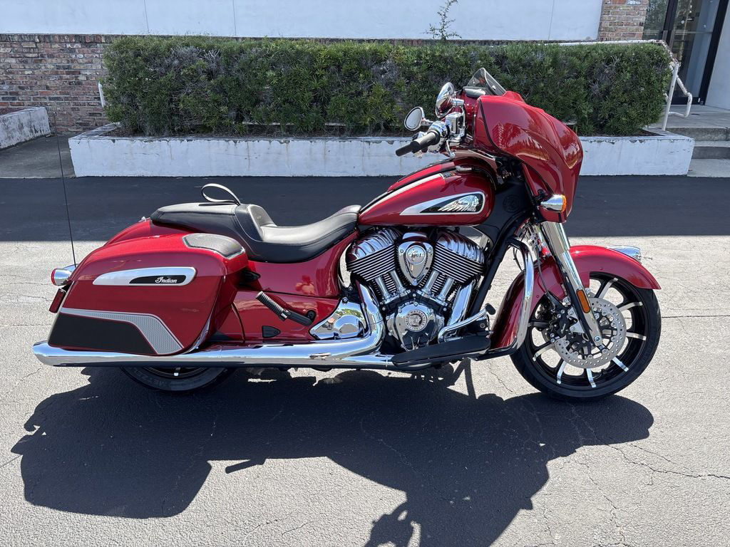 2026 Indian Chieftain Limited w/Powerband Audio Sunset Red Metal LIMITED WITH POWERBAND AUDIO PACKAGE in Daytona Beach, FL