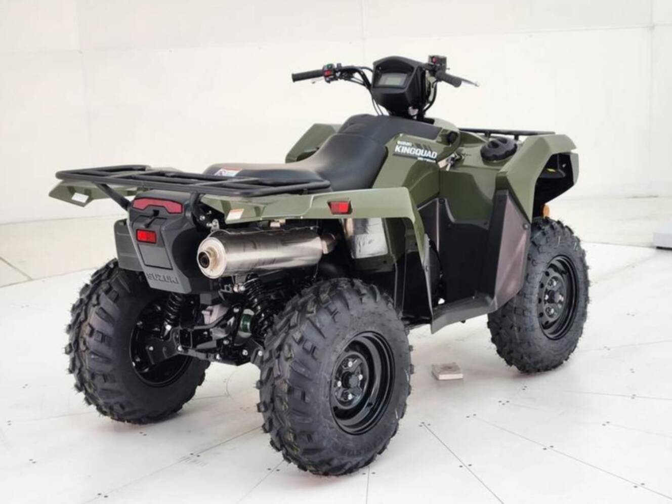A photo of this 2026 Suzuki KingQuad 500 AXi
