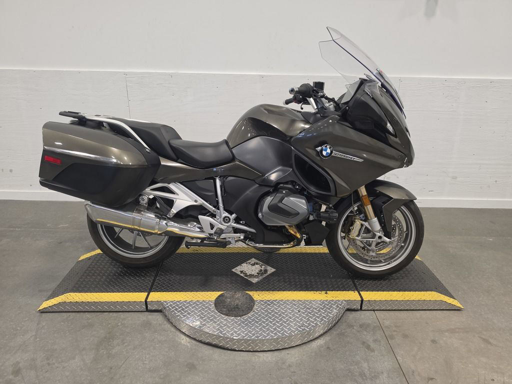 2021 BMW R 1250 RT Manhattan Metallic in Fort Worth, TX