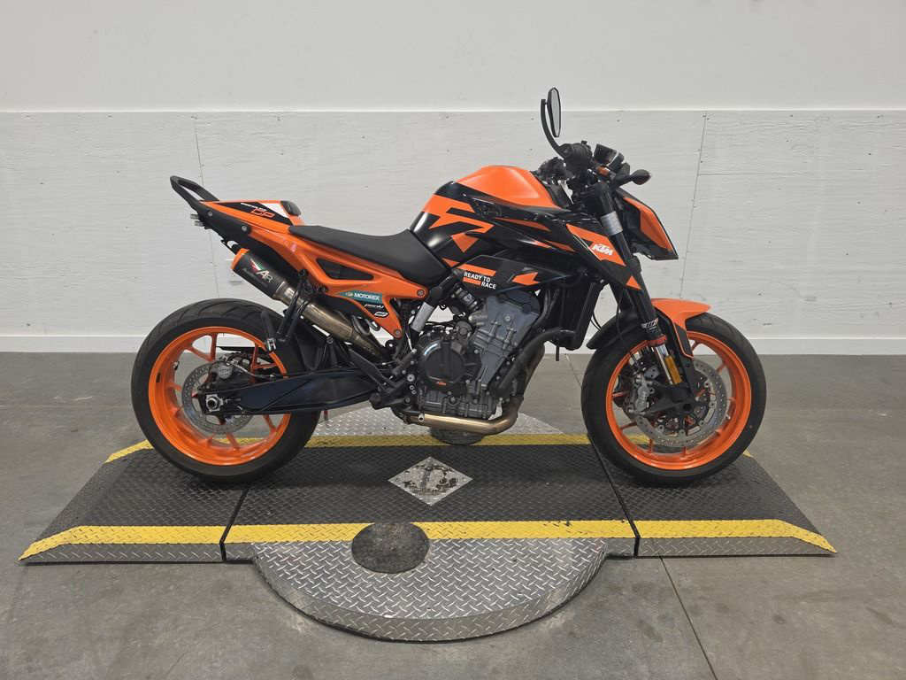 2022 KTM Duke 890 R 890 R in Fort Worth, TX