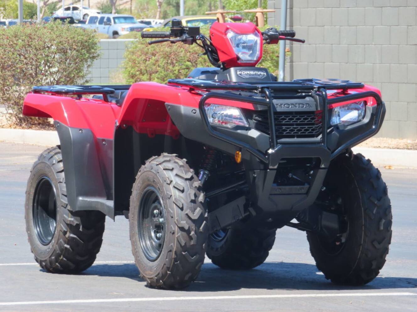 A photo of this 2026 Honda FourTrax Foreman 4x4