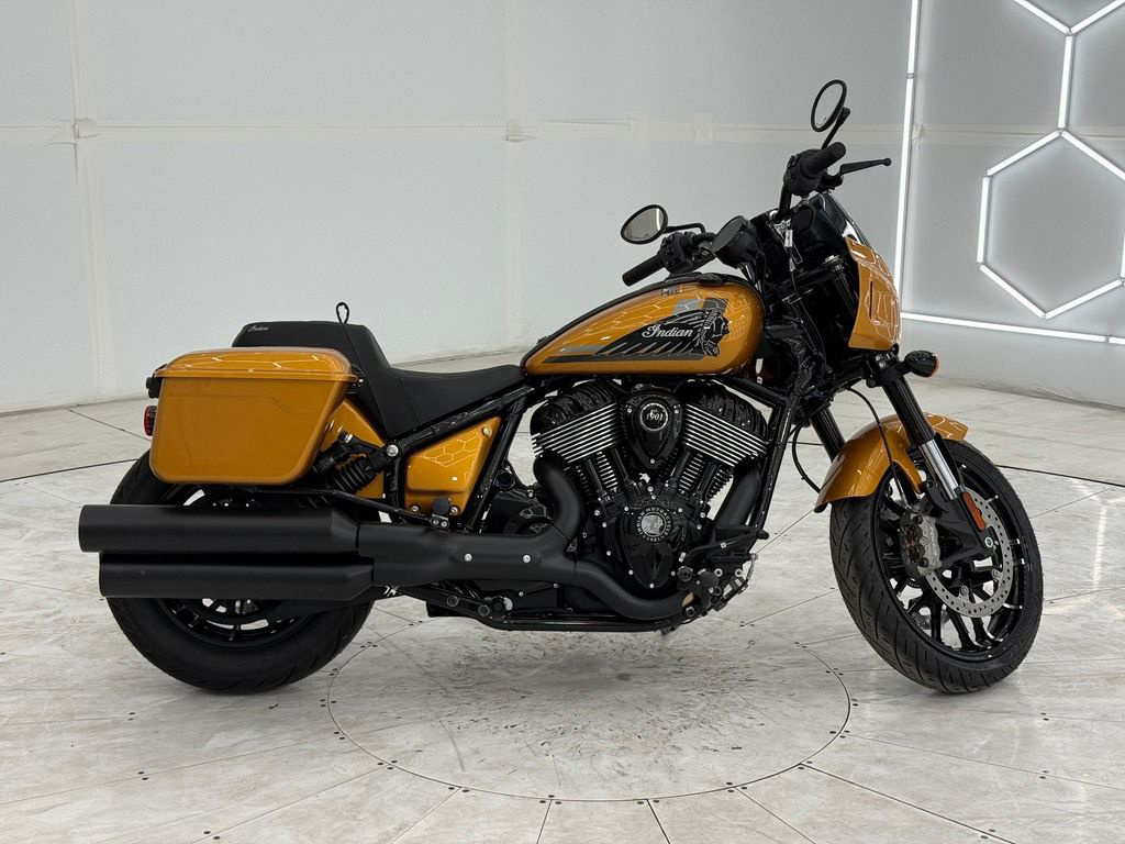 2026 Indian Sport Chief RT Vibrant Gold Metallic RT in Las Vegas, NV