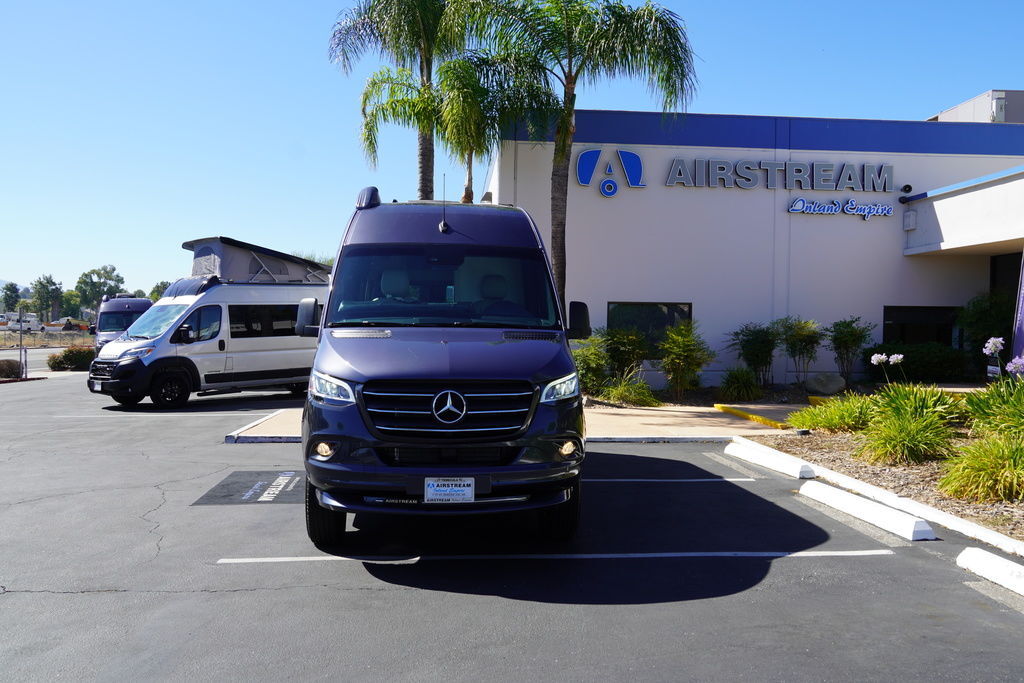 2025 Airstream Interstate 19 AWD E-1 in temecula CA