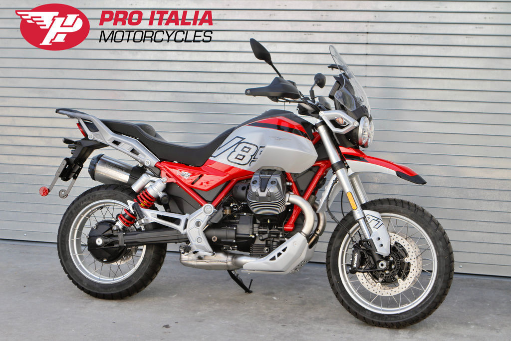 2025 Moto Guzzi V85 TT TT in Glendale, CA