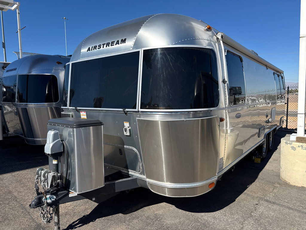 2016 Airstream International 27FB Serenity Edition in las vegas NV