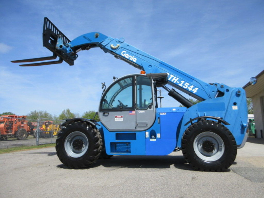 2014 Genie GTH-1544 in Norfolk, VA