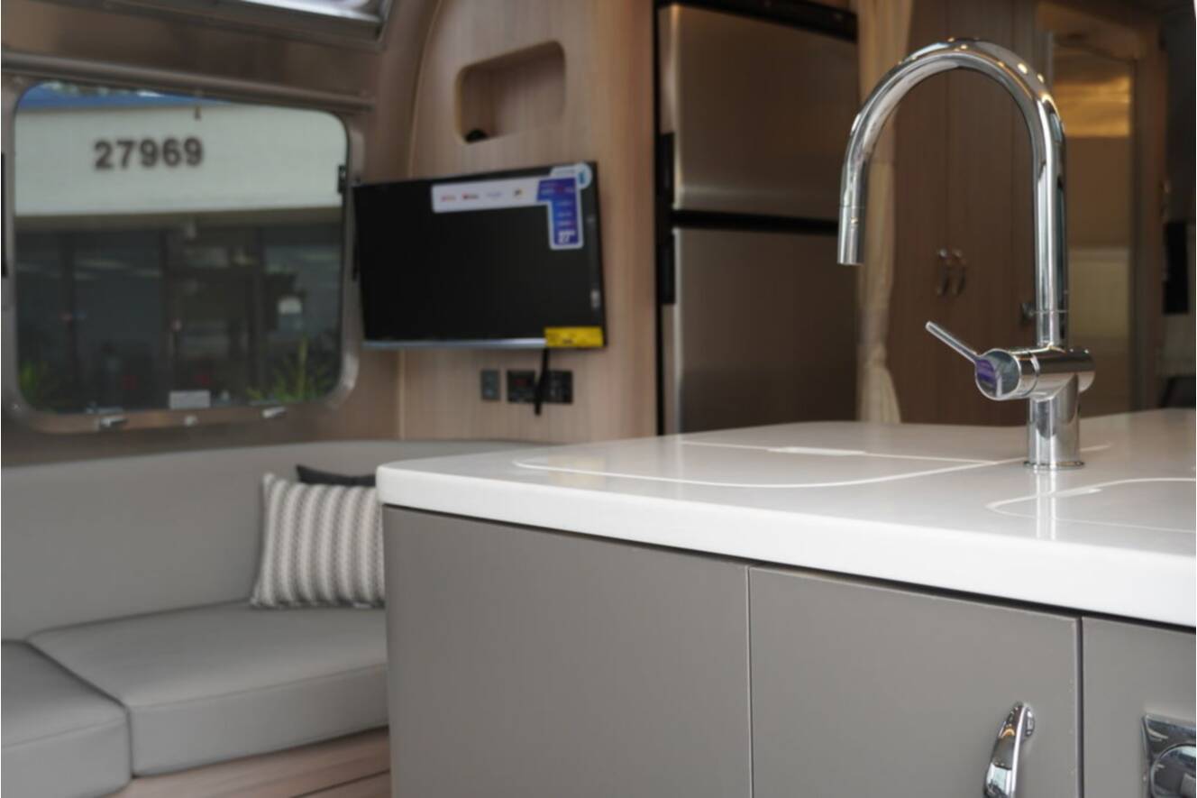 A photo of this 2027 Airstream Globetrotter® 27FB