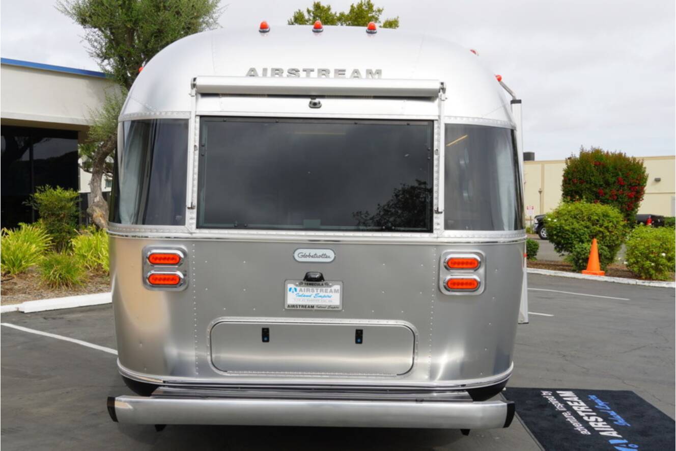 A photo of this 2027 Airstream Globetrotter® 27FB
