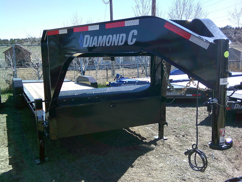 2024 Diamond C LPX207 GN 24x82 in Bayfield, CO