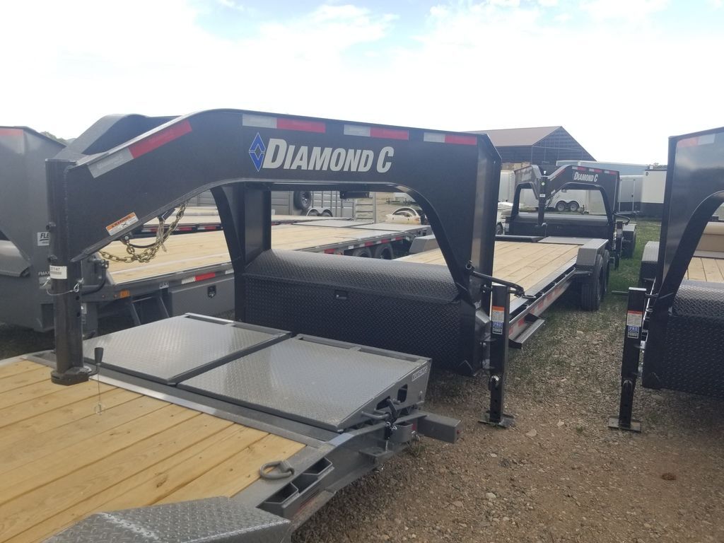 2024 Diamond C LPX208 GN 24X82 in Bayfield, CO