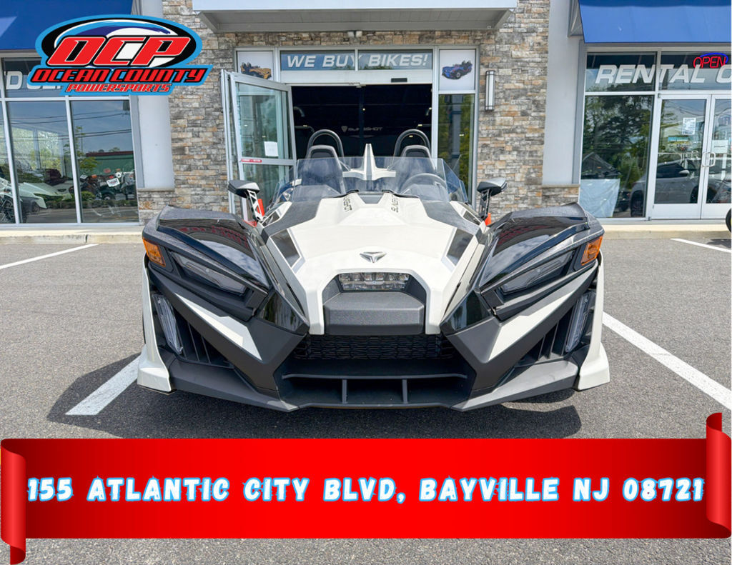 2026 Polaris Slingshot® SLR AutoDrive in Toms River, NJ