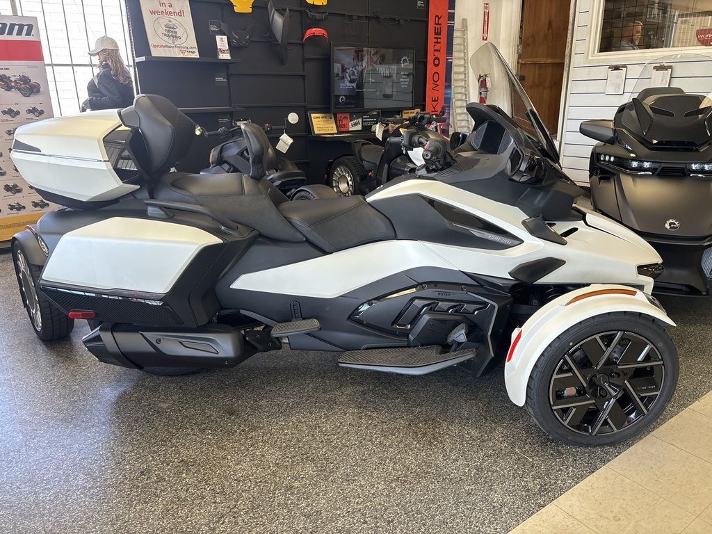 2026 Can-Am Spyder RT Limited Platine LIMITED in Greenville, SC