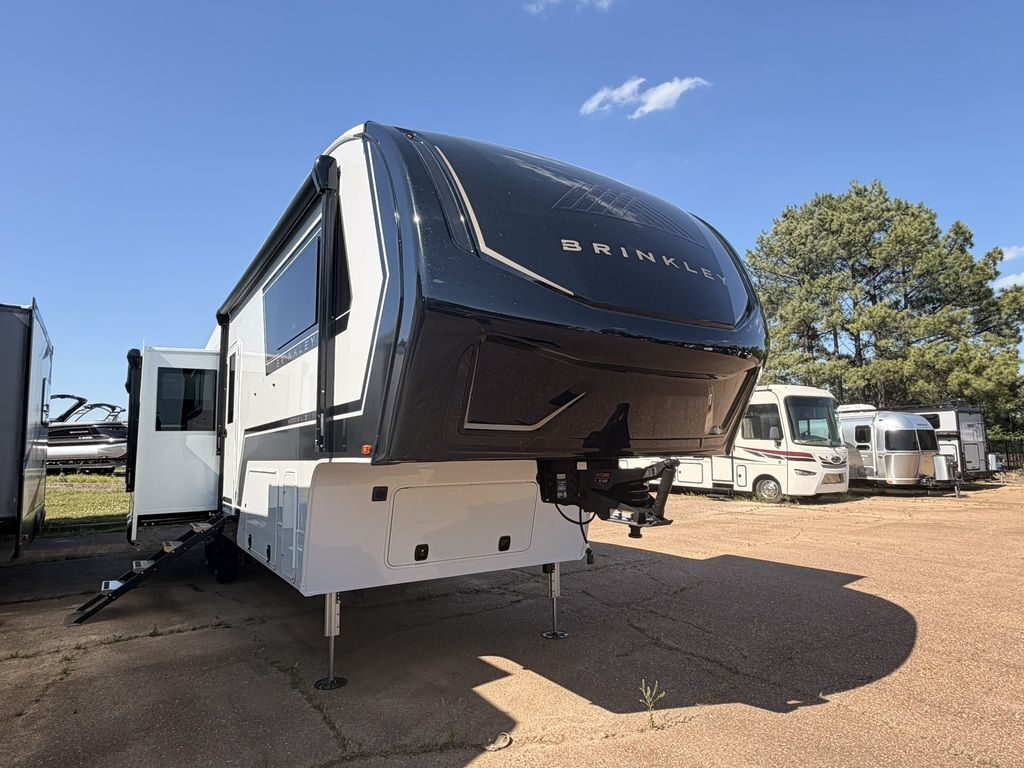 2026 Brinkley Luxury Mid-Sized Fifth Wheels Model Z 3100 in southaven MS