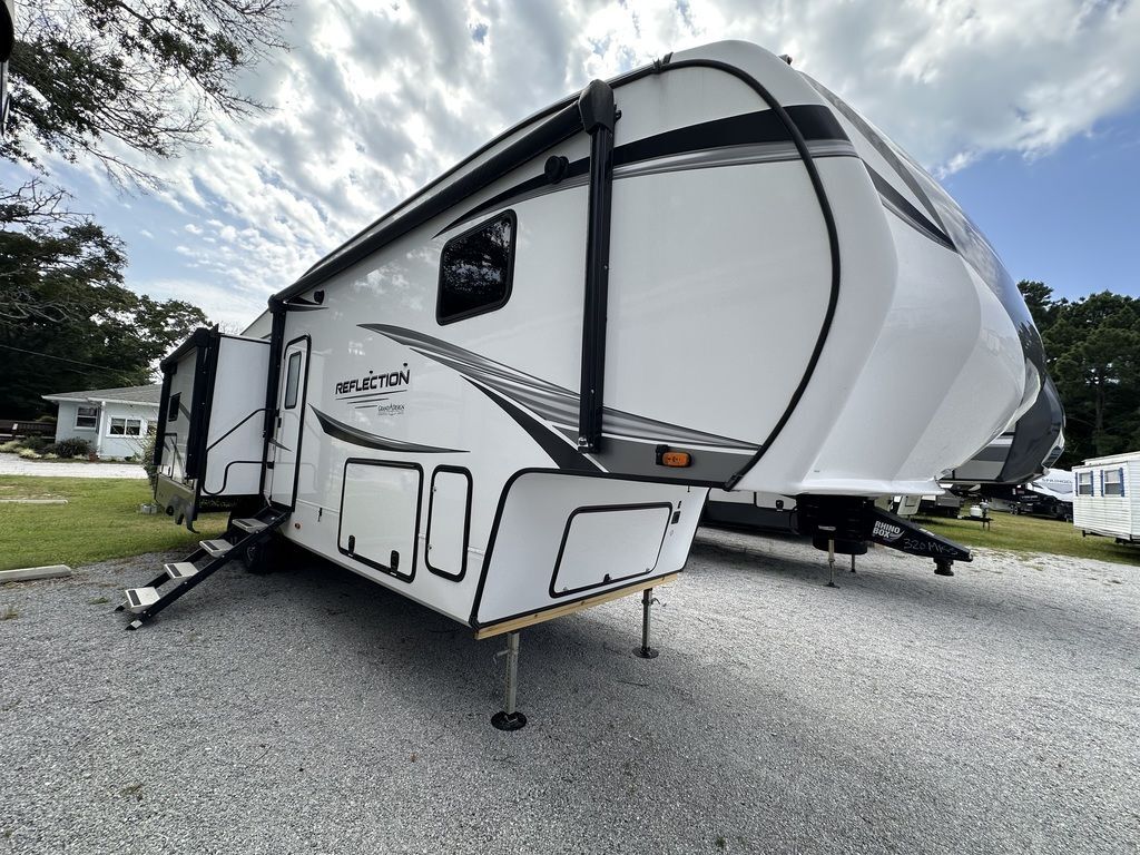 2023 Grand Design Reflection Fifth-Wheels 320MKS in newport NC