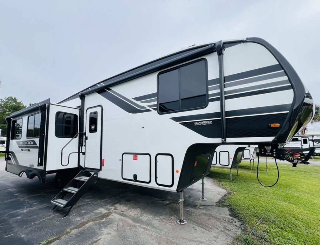 2026 Grand Design Reflection 150 295RL in newport NC