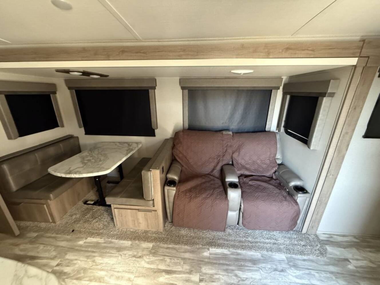 A photo of this 2020 Grand Design IMAGINE Imagine 3250BH