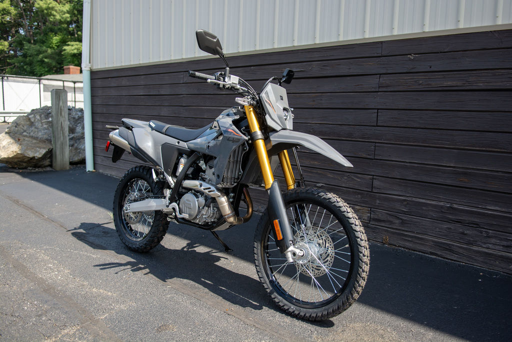 2026 Suzuki DR-Z4S BASE in Waynesboro, VA