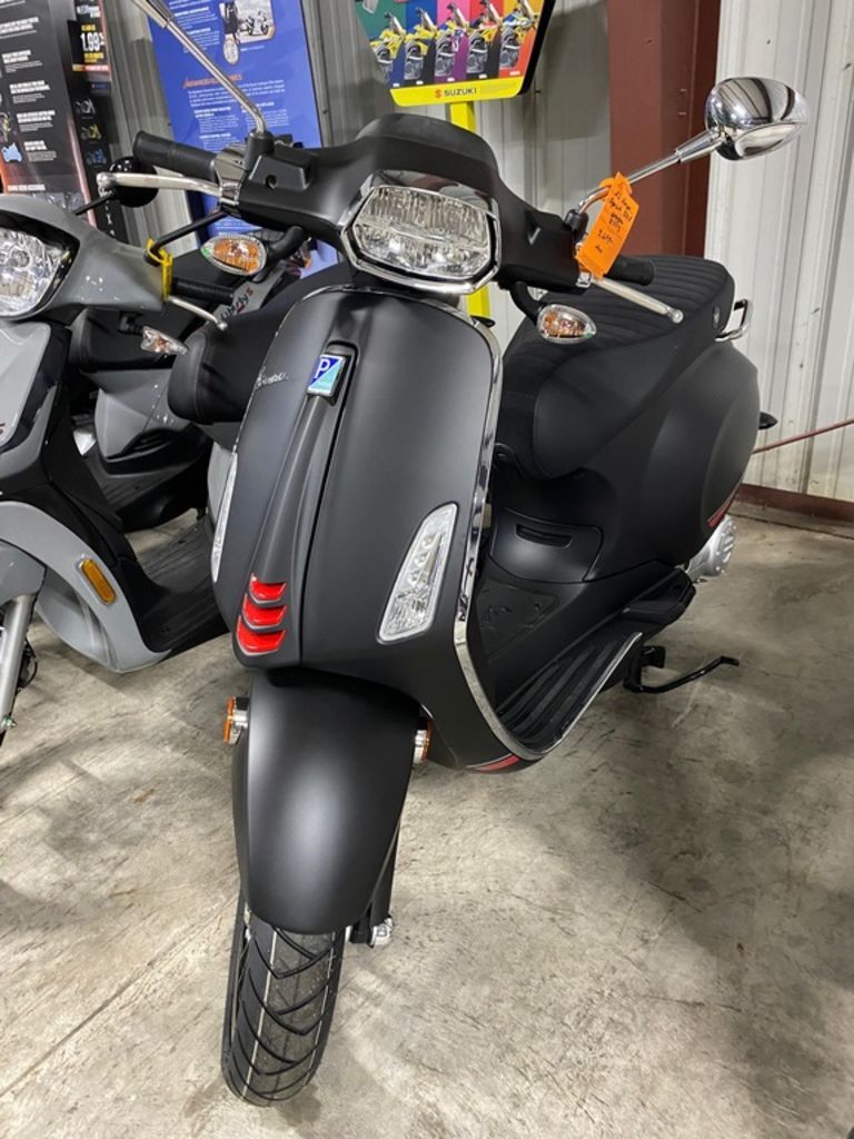 2023 Vespa Sprint 50 50 in Francis Creek, WI