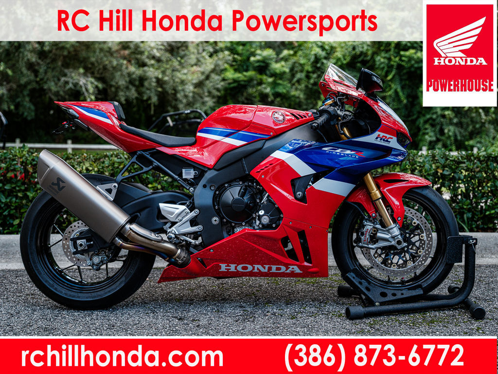 2025 Honda® CBR1000RR-R Fireblade SP 1000RR in Deland, FL