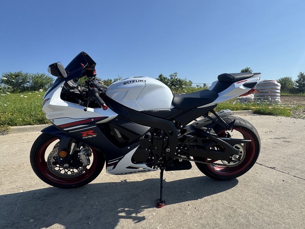 2025 Suzuki GSX-R600 600 in Cedar Falls, IA