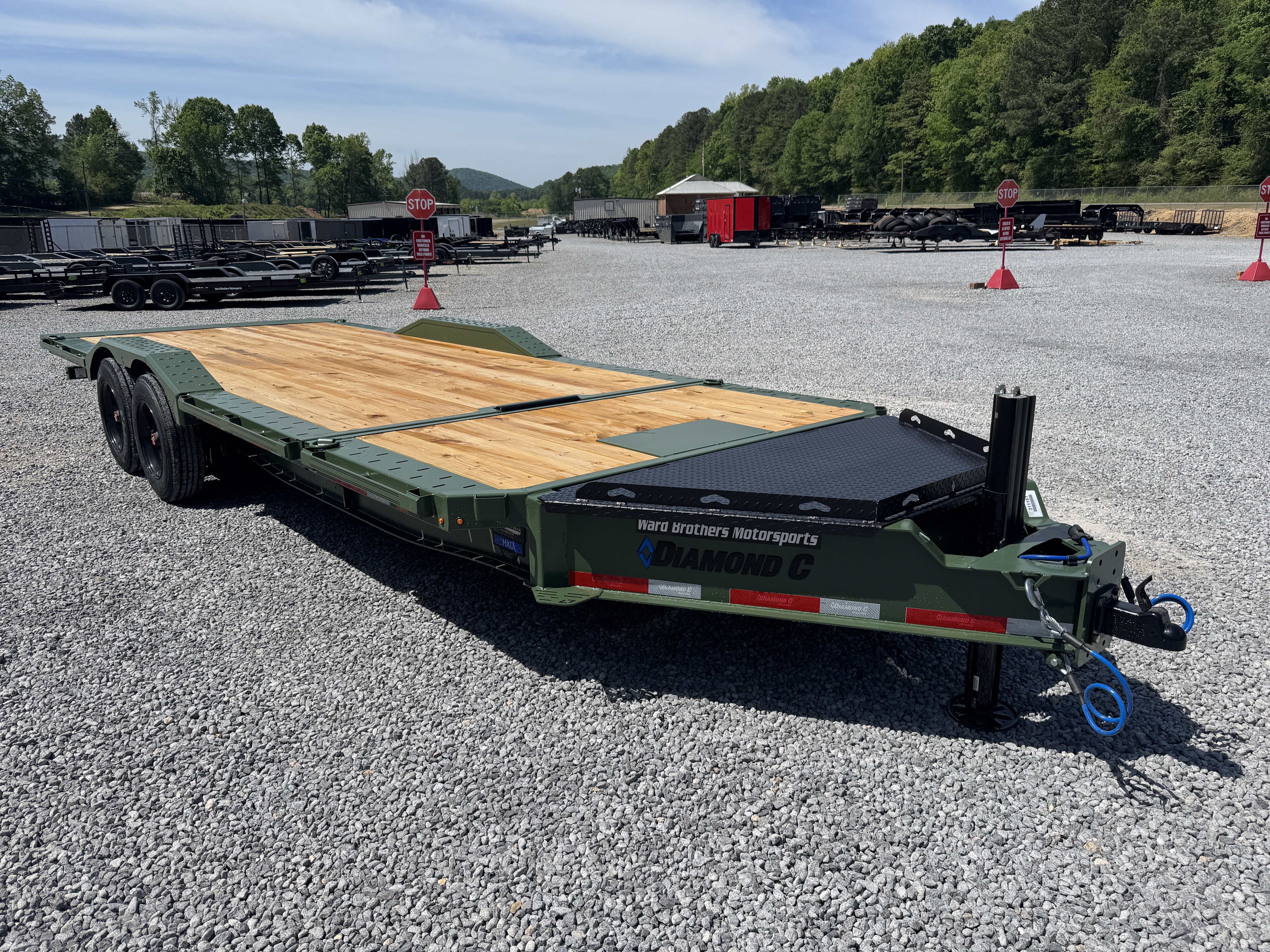 2026 Diamond C HXD208 22ft 18K 102" Gravity Tilt Equipment in Leeds, AL