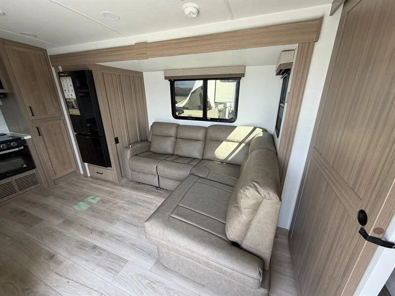 2027 Forest River ULTRALITE 2711RK Rockwood