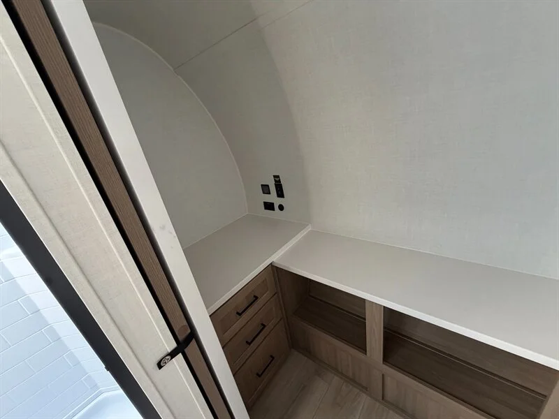 2027 Forest River ULTRALITE 2711RK Rockwood