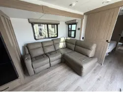 2027 Forest River ULTRALITE 2711RK Rockwood