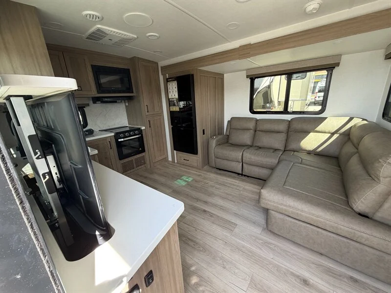 2027 Forest River ULTRALITE 2711RK Rockwood